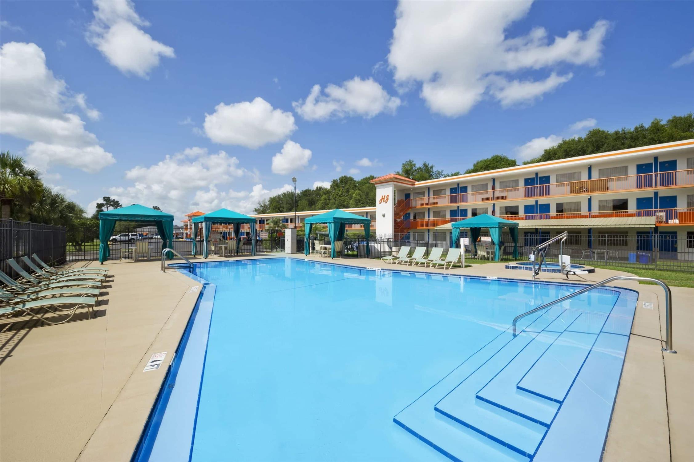 Howard Johnson By Wyndham Ocala Fl 10/29