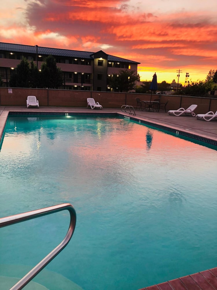 Sugarloaf Mt. Motel 29/40