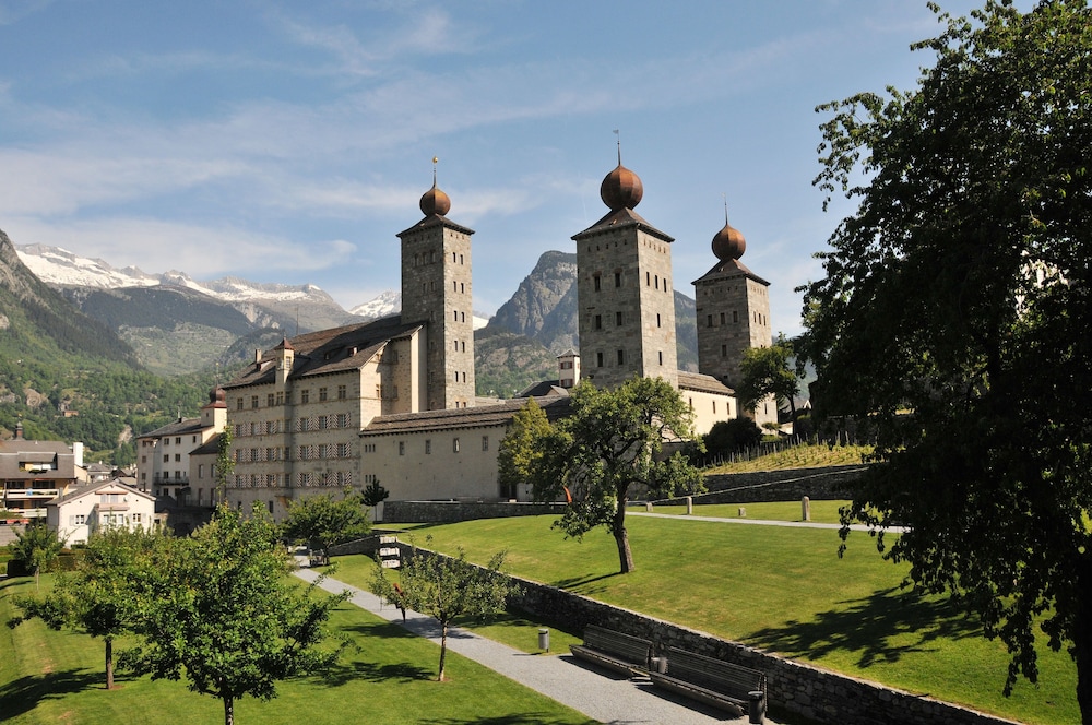 Schlosshotel - Self Check-In Hotel am Schlosspark 37/47