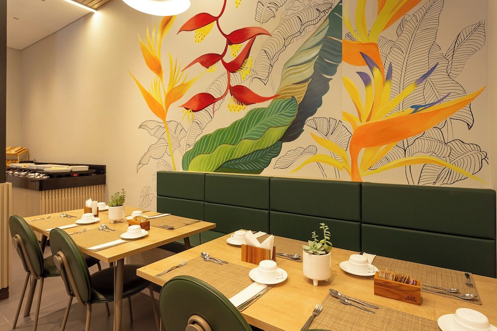 restaurant cafeteria