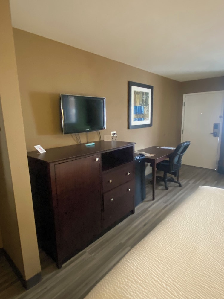Premier Extended Stay 6/9