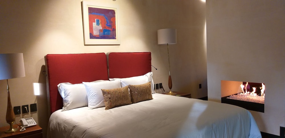 Uvence Arte + Hotel 14/50