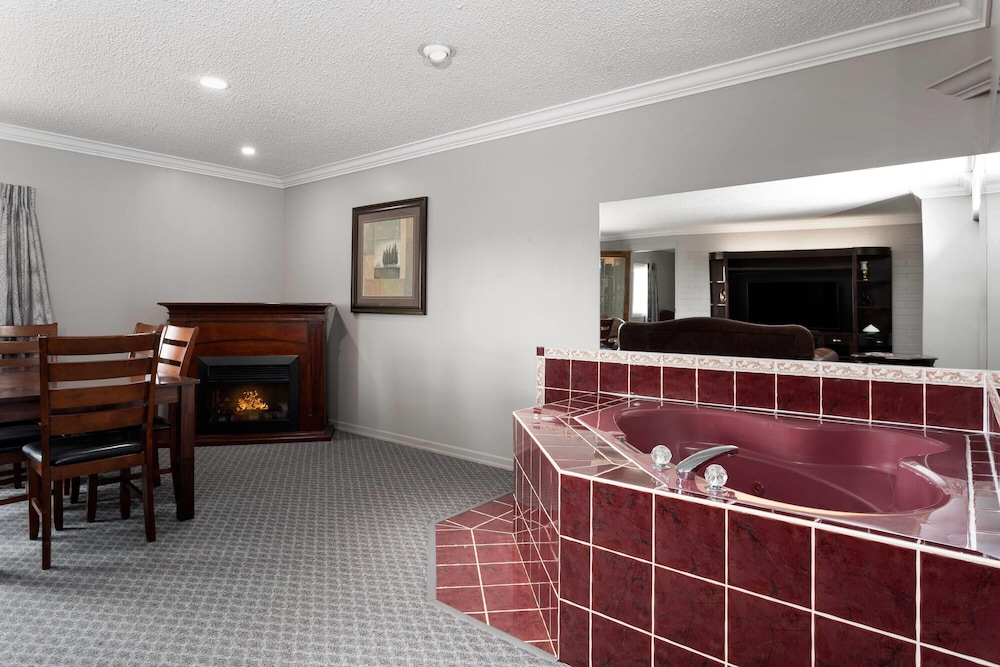 Travelodge by Wyndham Grande Prairie 9/46