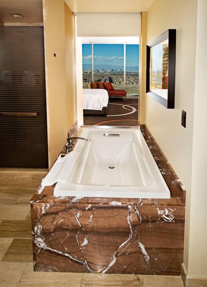 M Resort Spa & Casino 30/56