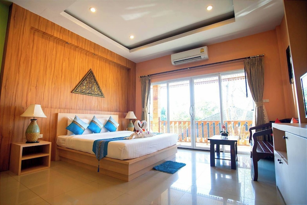 COCONUT BEACH RESORT 21/74