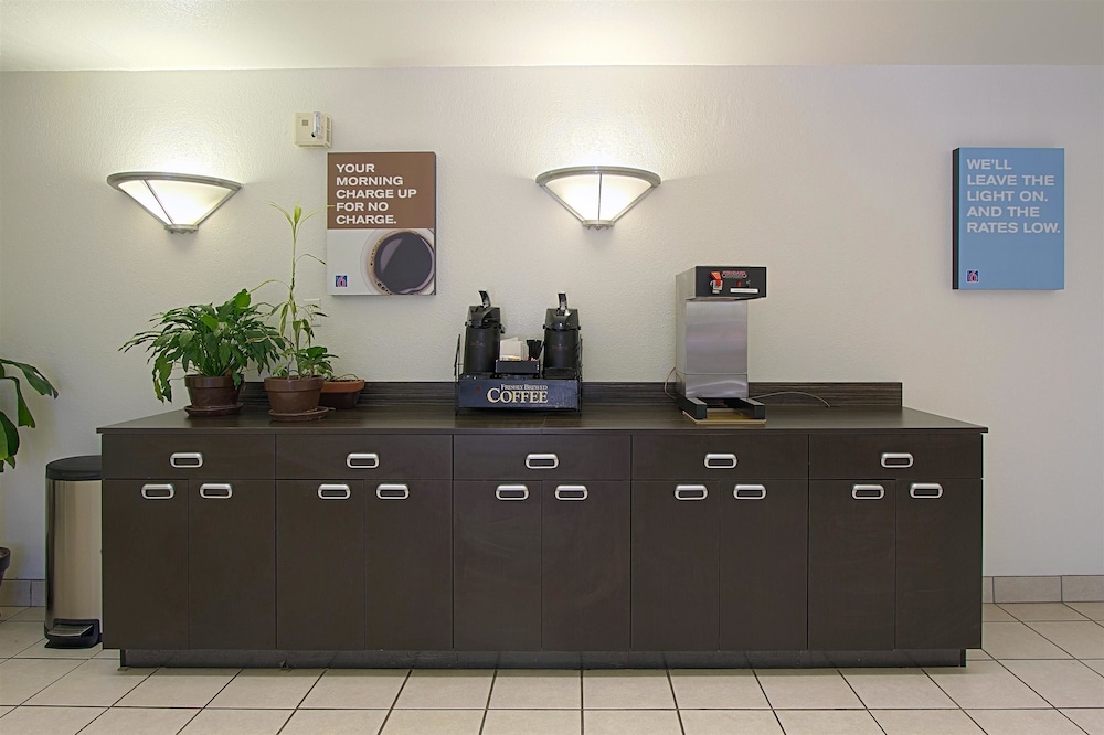 Motel6 Piscataway, NJ 6/63