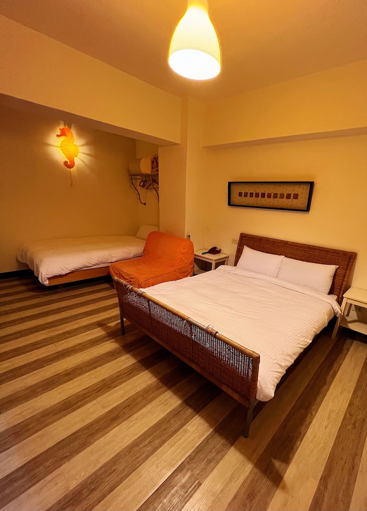 Hwa Hong Hotel 30/50