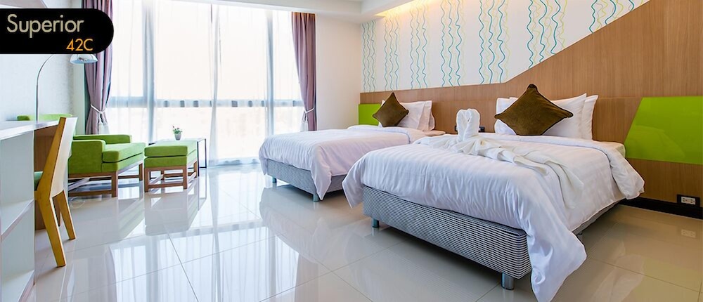 42C The Chic Hotel 13/49