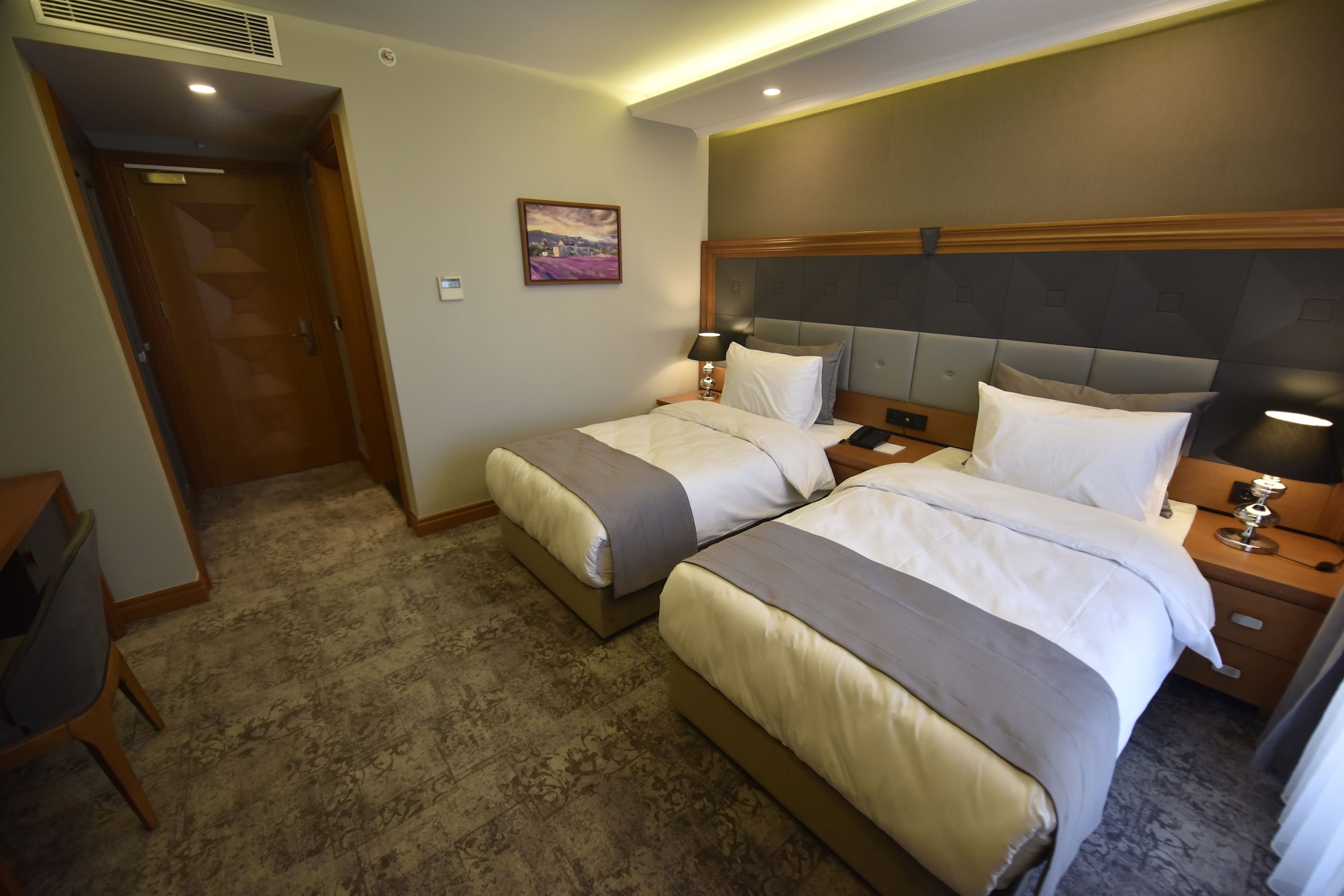 Standard, Twin Beds