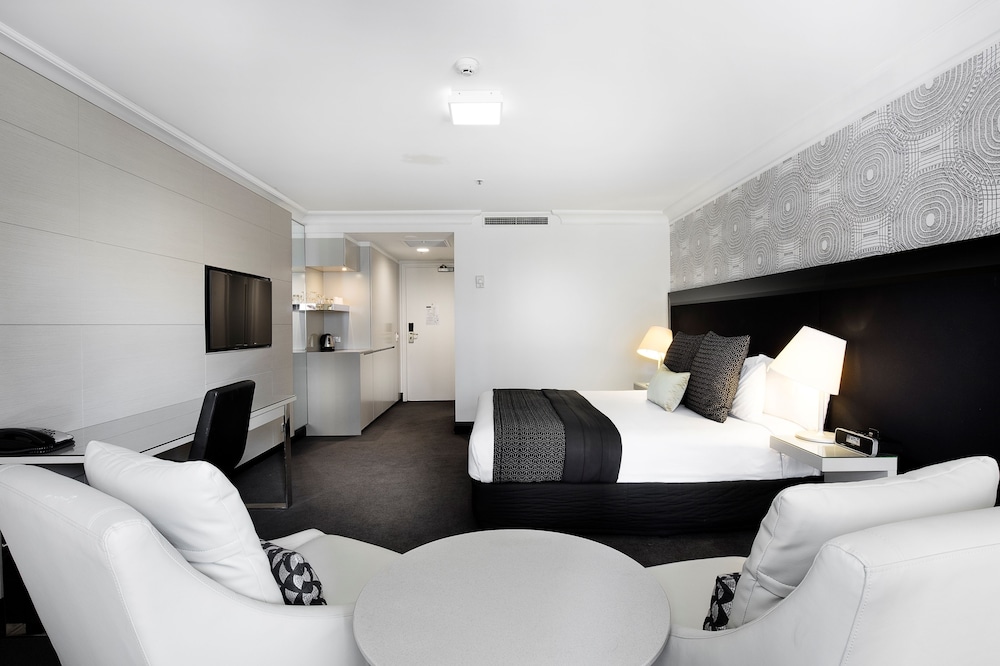 PULLMAN BRISBANE KING GEORGE SQUARE 23/71