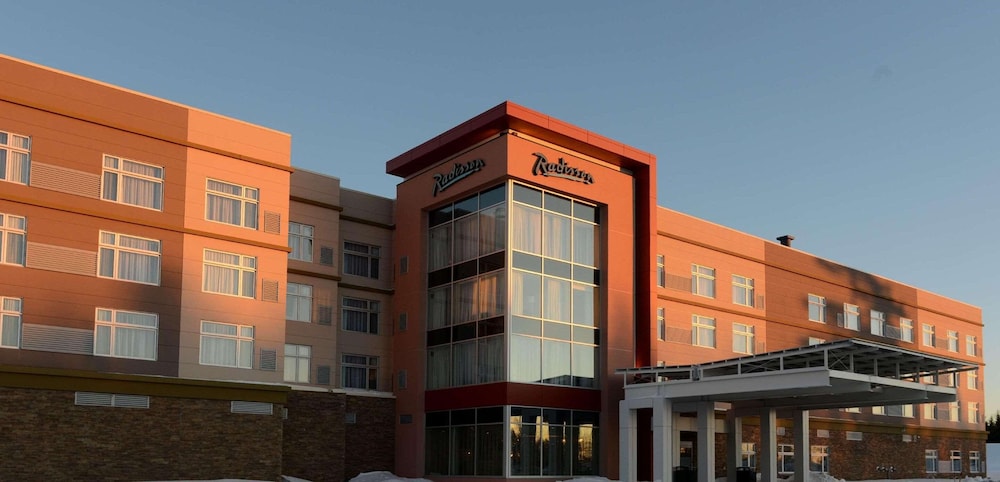 Radisson Kingswood Hotel Fredericton, NB 5/49
