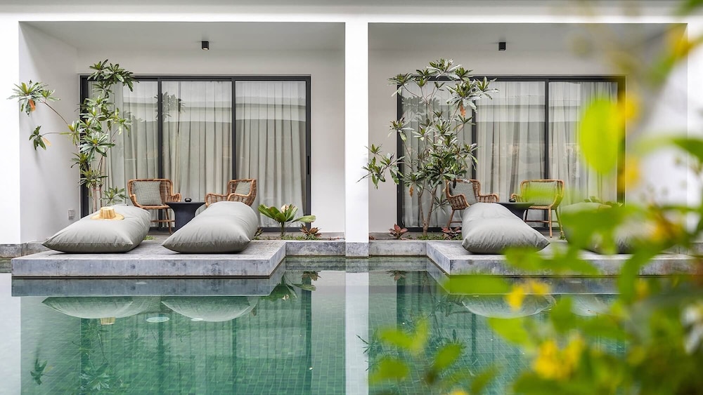 Anjali by Syphon in SIEM REAP