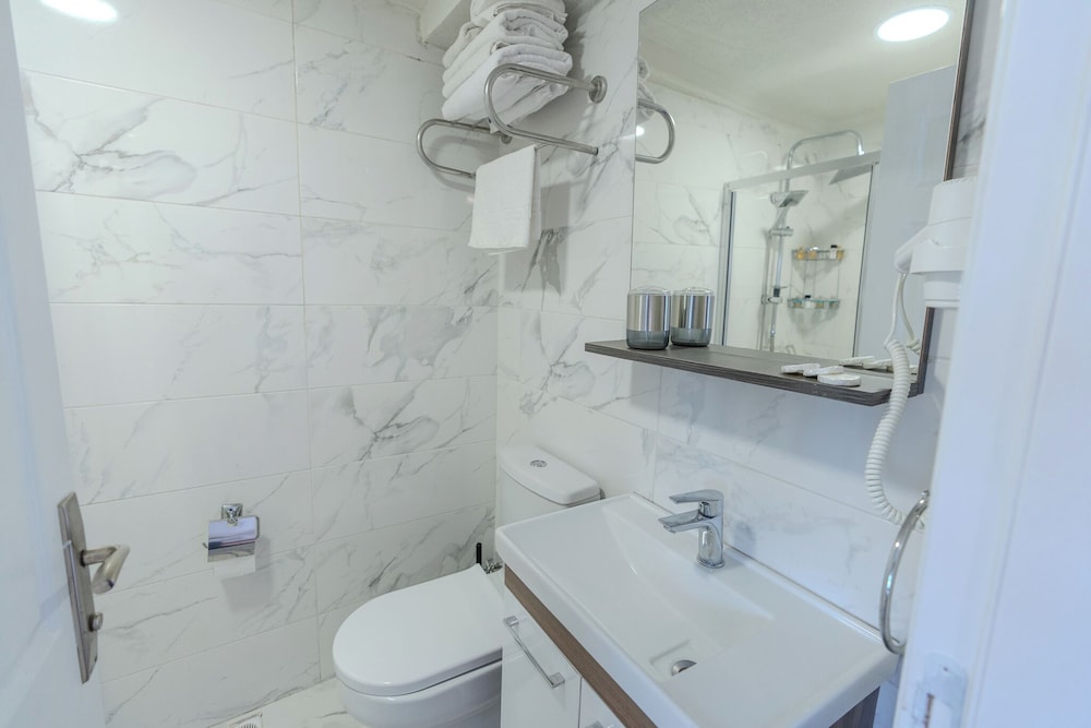 Seatanbul Apart Hotel 62/64