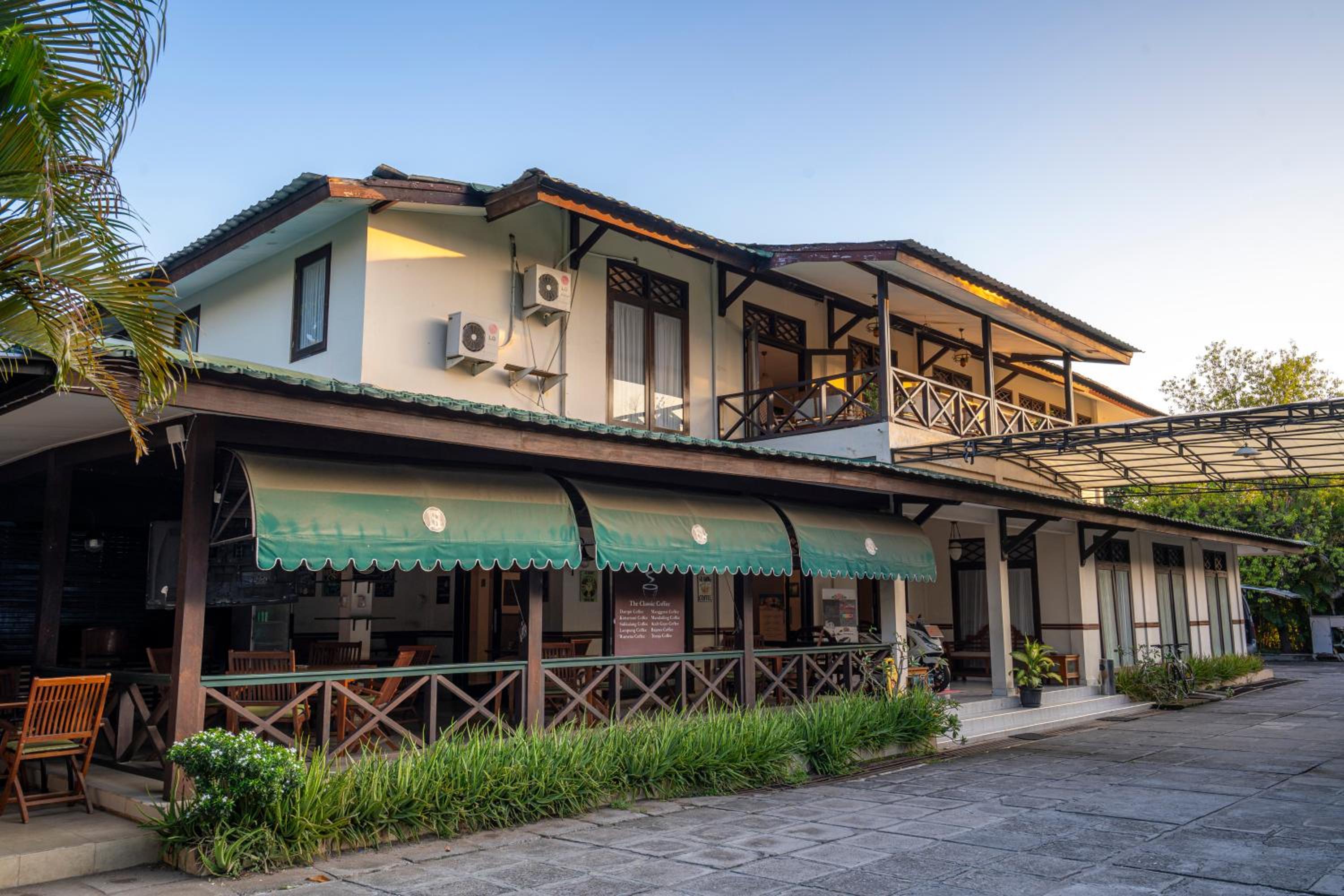 Samawa Transit Hotel 3/50