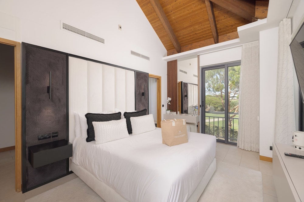 2 Bedrooms, Elite, Villa, 3 Queen Beds, Private Pool