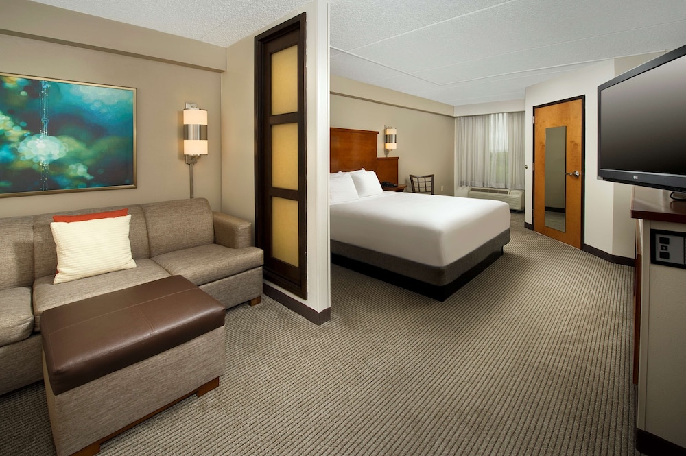 Hyatt Place San Antonio - Northwest/Medical Center 17/76