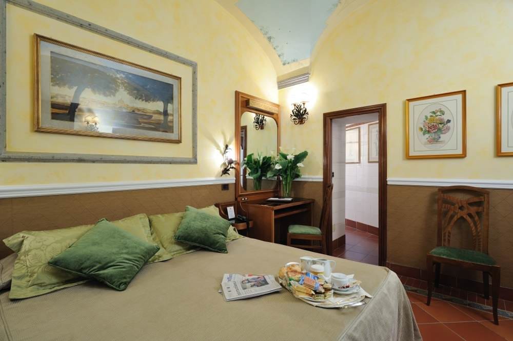 Hotel Farnese 57/69
