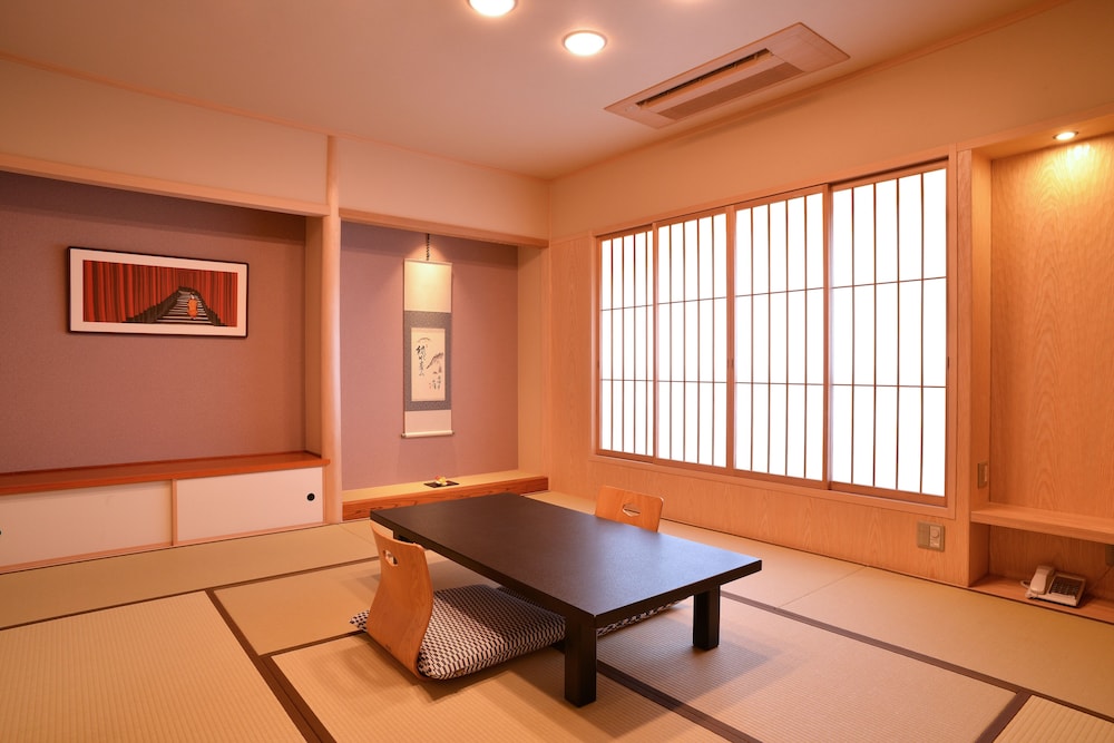 NISHIYAMA RYOKAN 28/46