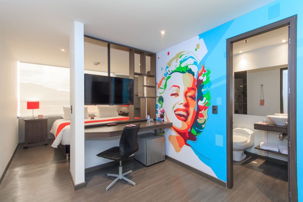Pop Art Hotel Y Centro De Convenciones 57/70