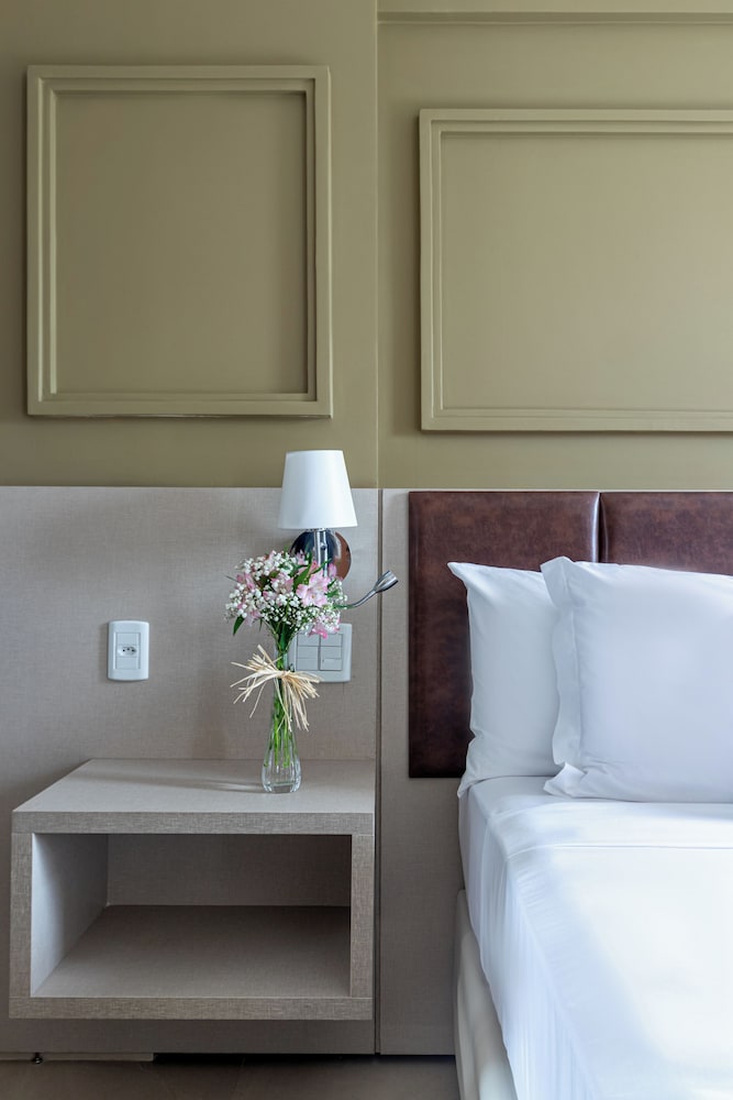 Executive, Twin Beds