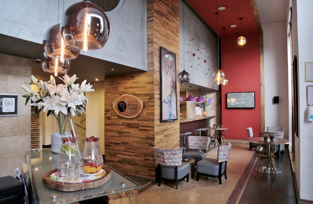 Roots Hotel Apartment 50/57