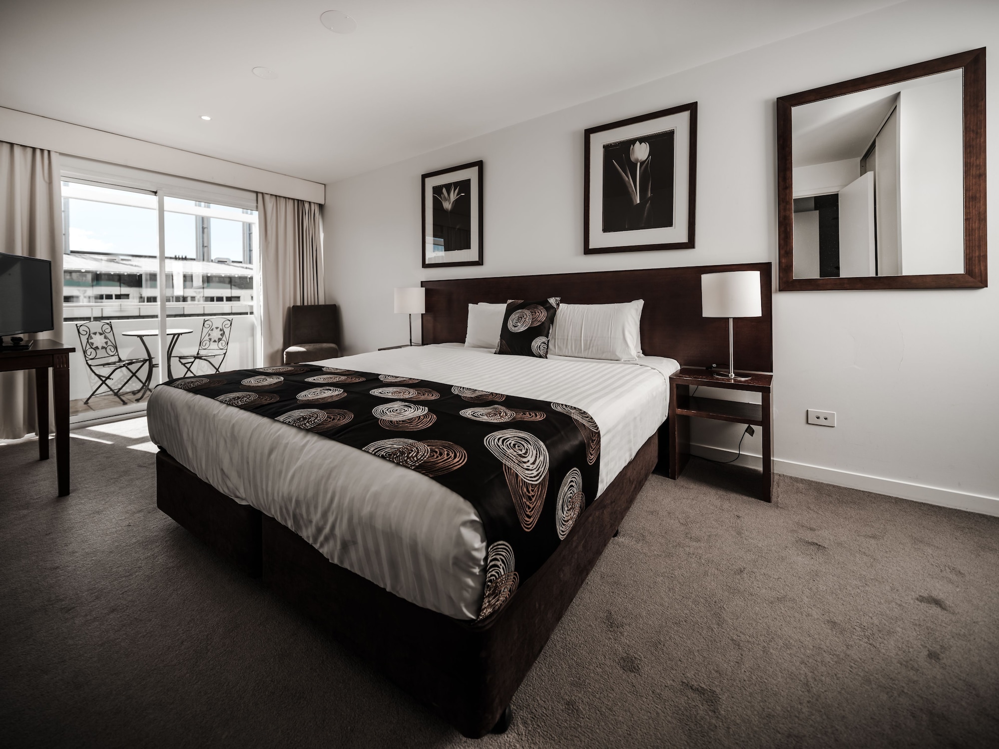 2 BEDROOMS, APARTMENT