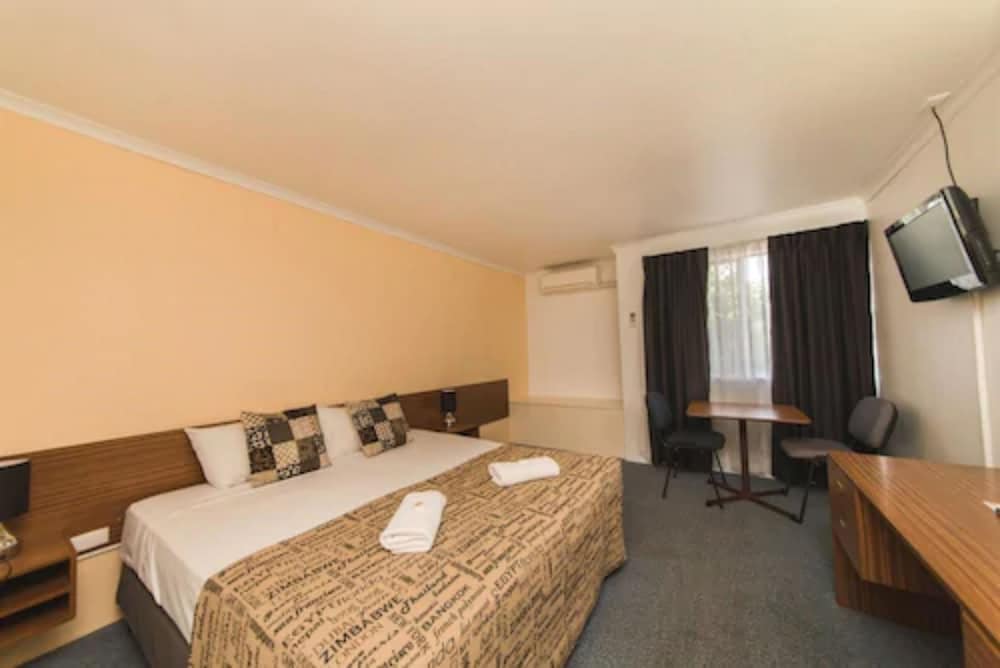 Hampton Villa Motel (ex.Comfort Inn Rockhampton) 15/71