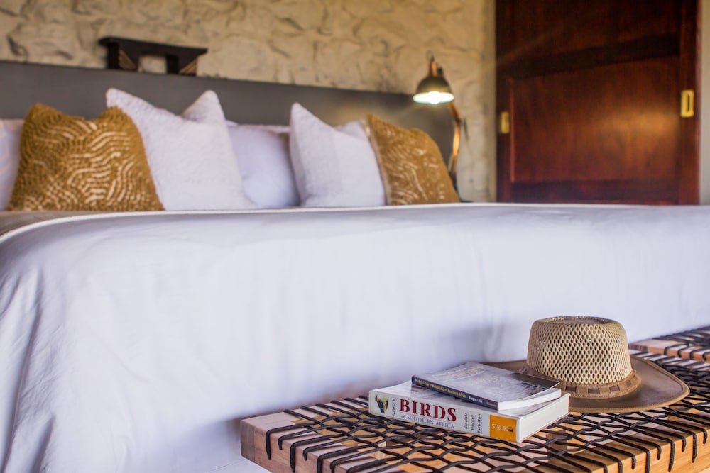Leopard Mountain Safari Lodge 12/74