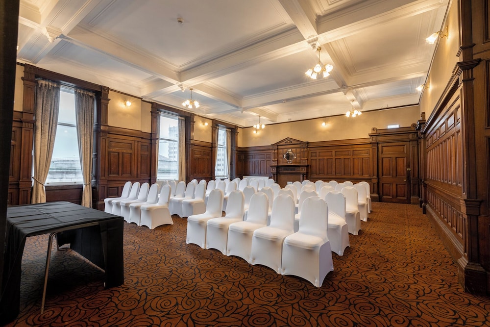 Station Hotel Aberdeen 42/67