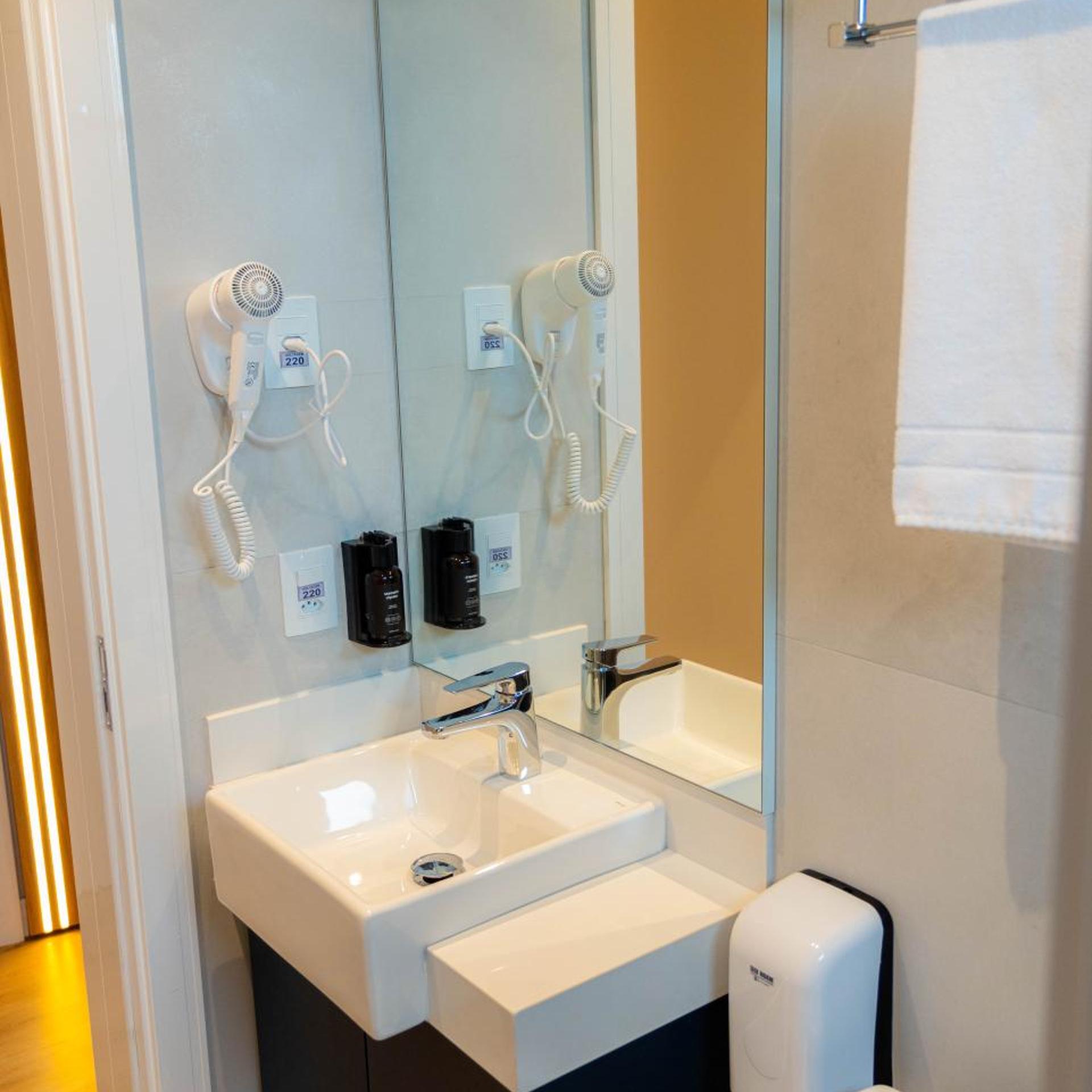 Hotel Prime Executive 41/42