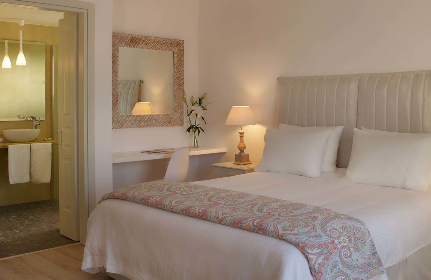 JUNIOR SUITE, DOUBLE BED