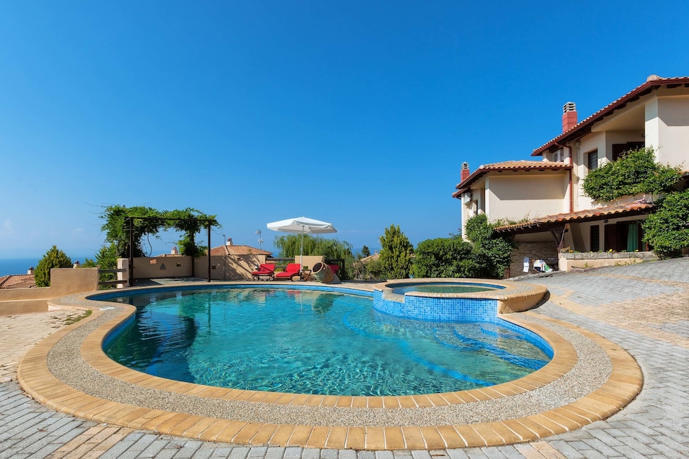 Akritas Ef Zin Villas & Suites 47/50