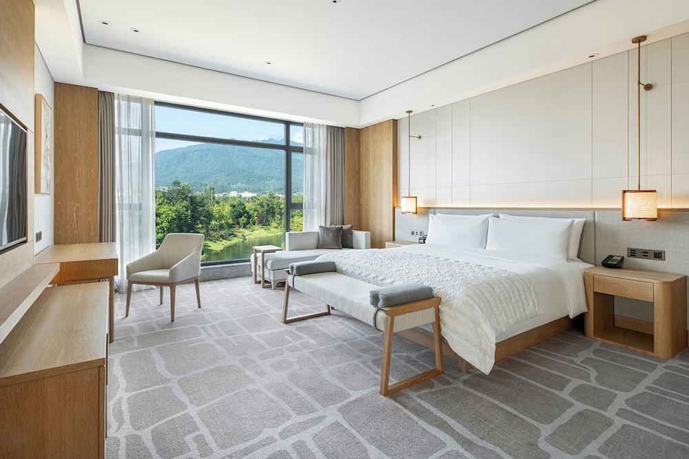 Le Meridien Emei Mountain Resort 25/65
