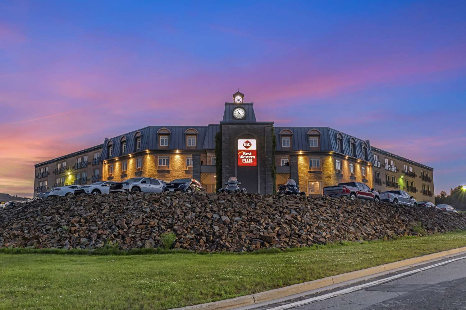 Best Western Plus Edmundston Hotel 2/16