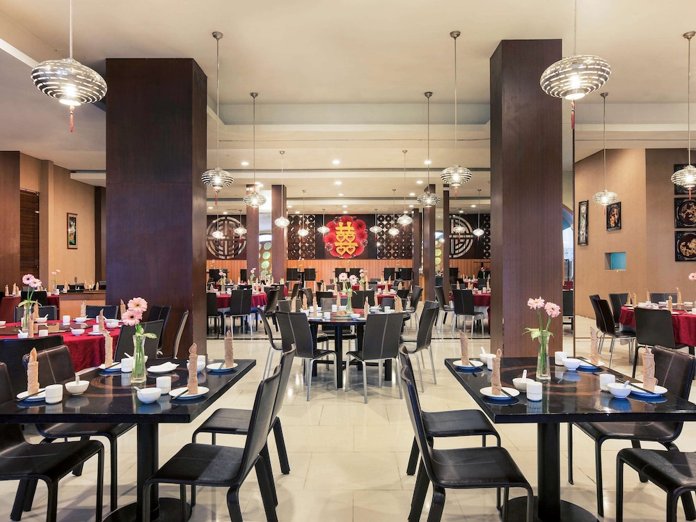 Mercure Surabaya Grand Mirama 60/81