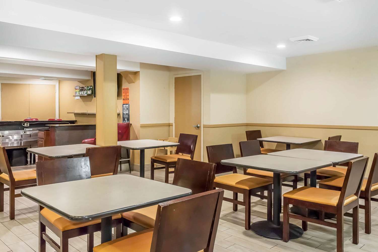 Motel6 Lester, PA - Philadelphia Airport 21/23