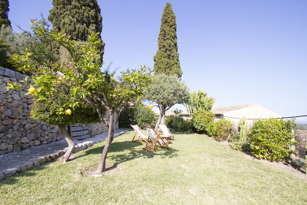 Can Cota Boutique Hotel 37/67