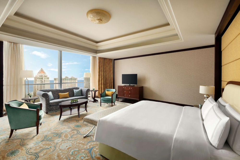Shangri-La Qingdao 6/50