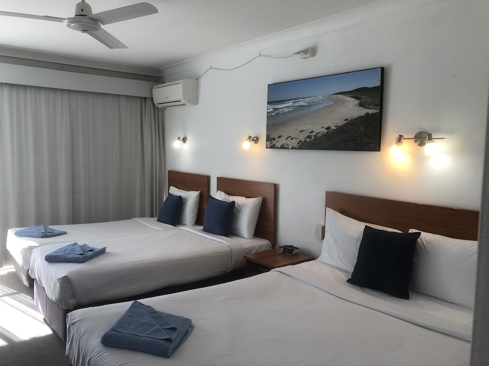 Port O Call Motel 18/54