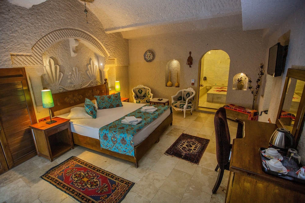 Hermes Cave Hotel 30/46