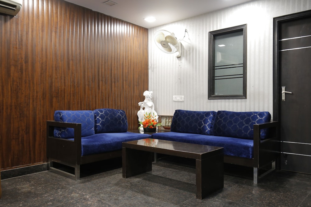 HOTEL DELHI PRIDE 30/42