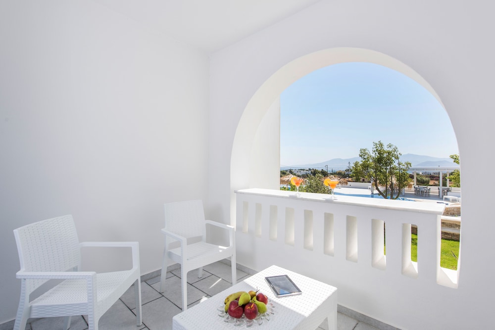 Cycladic Islands Hotel 35/47
