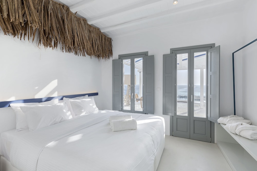 Sea Line Villas Adults Only 9/27