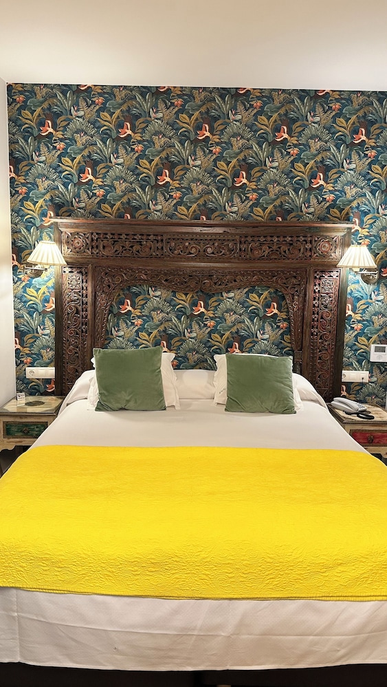 ECONOMY, DOUBLE BED