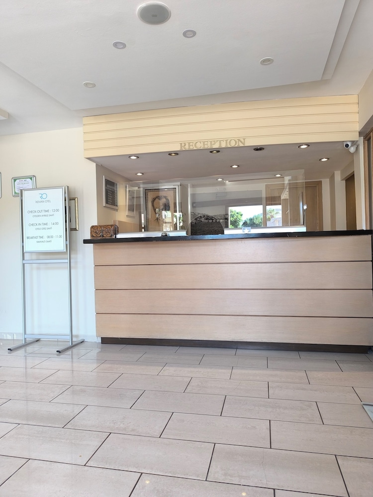Ridvan Hotel 15/69