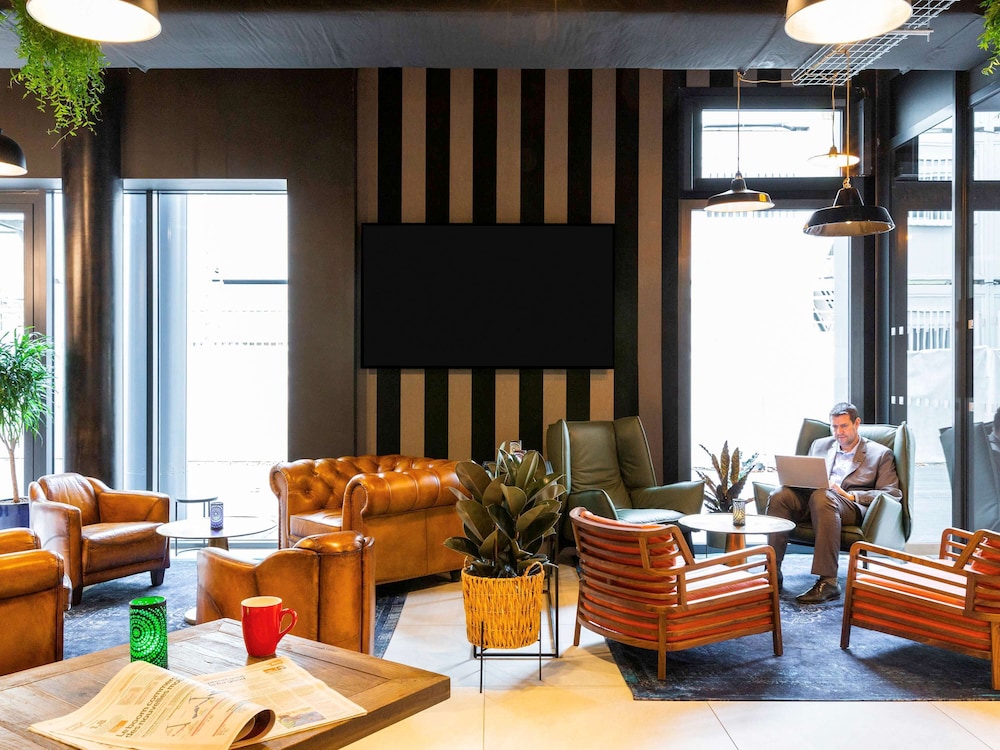 Ibis Styles Puteaux Paris La Defense 68/74