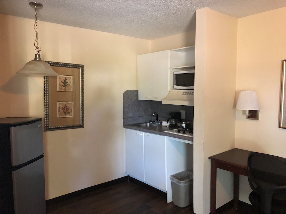 Motel6 Jacksonville, FL - South 34/45