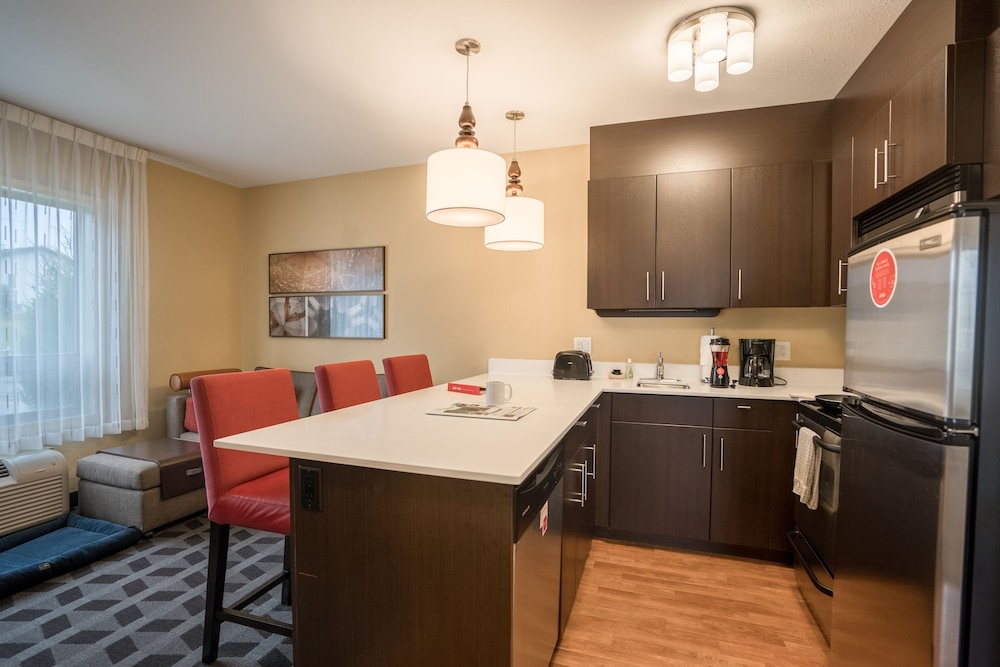 Towneplace Suites Red Deer 34/37