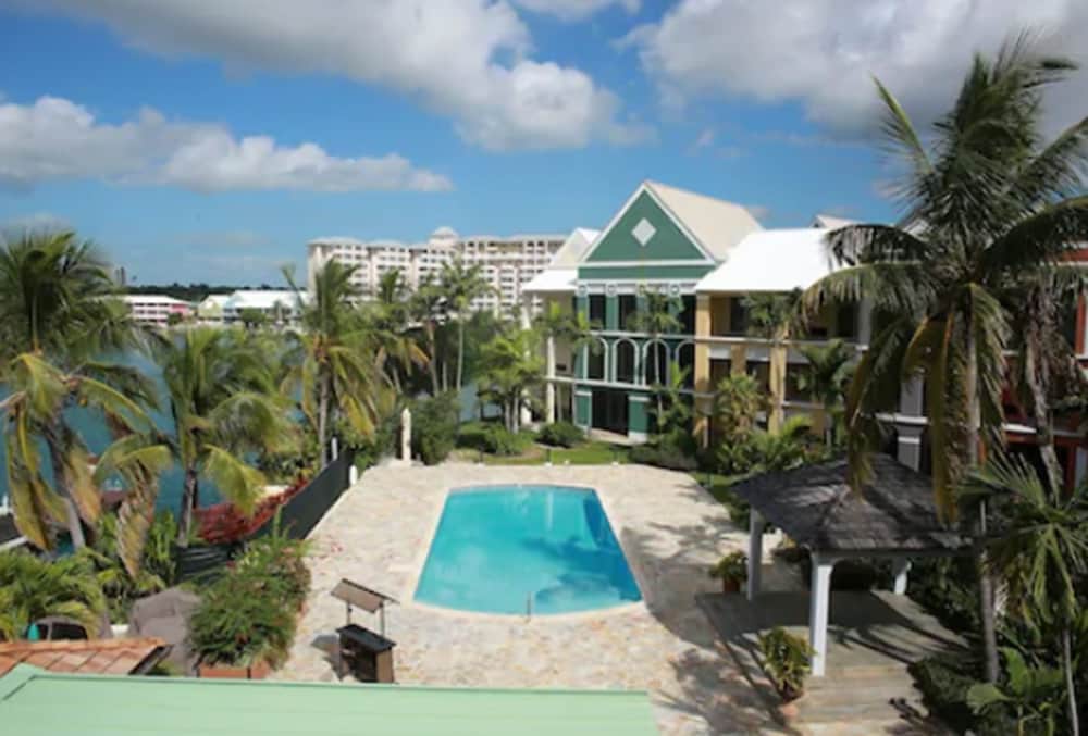 Pelican Bay Resort At Lucaya 1/56