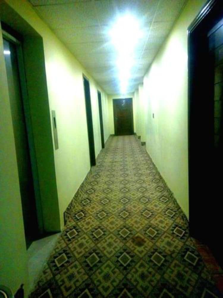 Bling International Hotel Multan 24/24